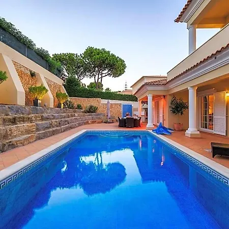 Vale Do Garrao Sleeps 8 Pool Wifi